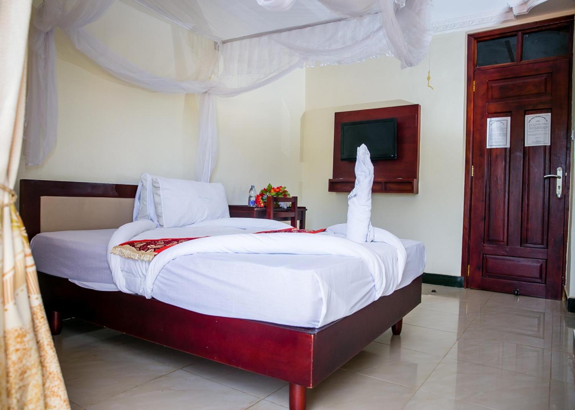 Kibo Peak Palace Hotel Morogoro Exterior photo